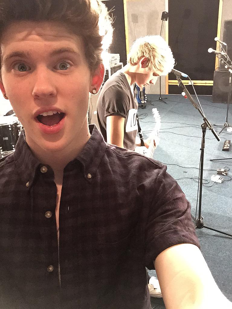The Tide Fan (@karla_tide) on Twitter photo 