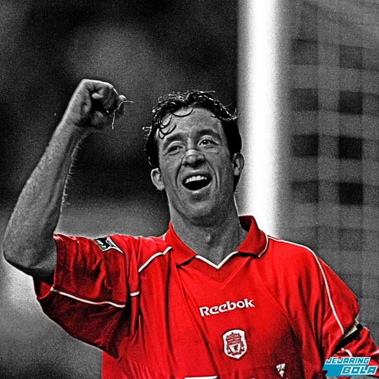 Happy 40th birthday to Robbie Fowler! 