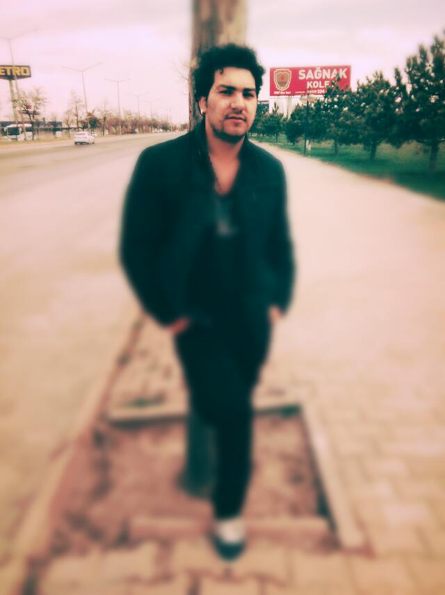 roh_khoshi's tweet photo. Phira Fazaon Mein Kargas Agarche Shaheen-War
Shakar-e-Zinda Ki Lazzat Se Be-Naseeb Raha http://t.co/JiDIkO4jOf