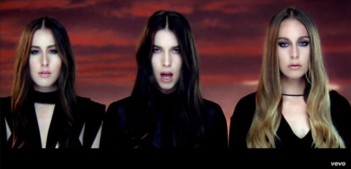 LaOrejaNow's tweet photo. Nuevo Top 5 Music por Mono Vergara. http://t.co/5JhfLfcbvY http://t.co/74HeEMM5Eo