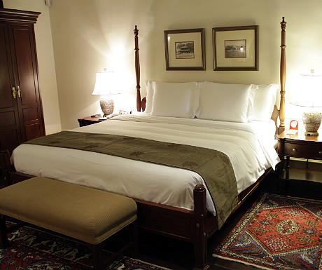 luxurytravel's tweet photo. Short stay: Raffles Singapore, Singapore http://t.co/t1mlPtZH9O #ANAByDesign #ad http://t.co/C2J6THWRhI