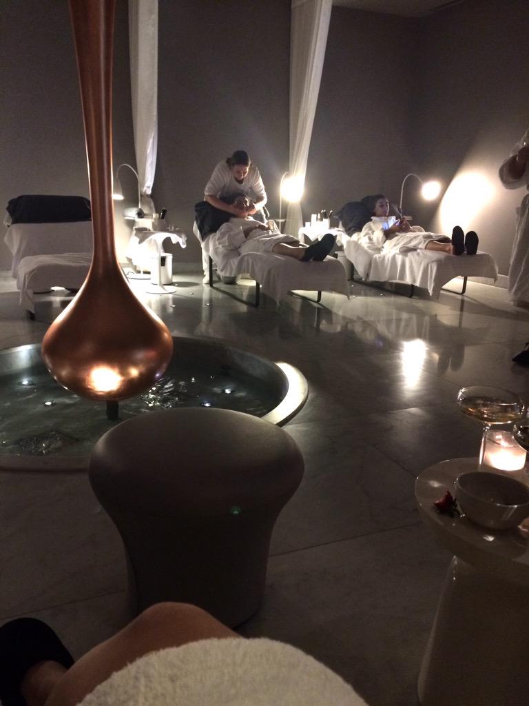 Lailaloves's tweet image. At the @MondrianLDN spa getting pampered with my girls 👭✌🏽#spaplayground #glamtastic #lovethemud
