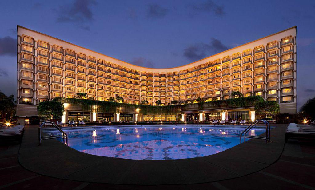 lusso's tweet photo. Luxury unparalleled @TajPalaceNewDel http://t.co/IUPDk3KyvV #TBT #foodtravelchat #india #hotels #NewDelhi #luxury http://t.co/Sh2su9o5n1