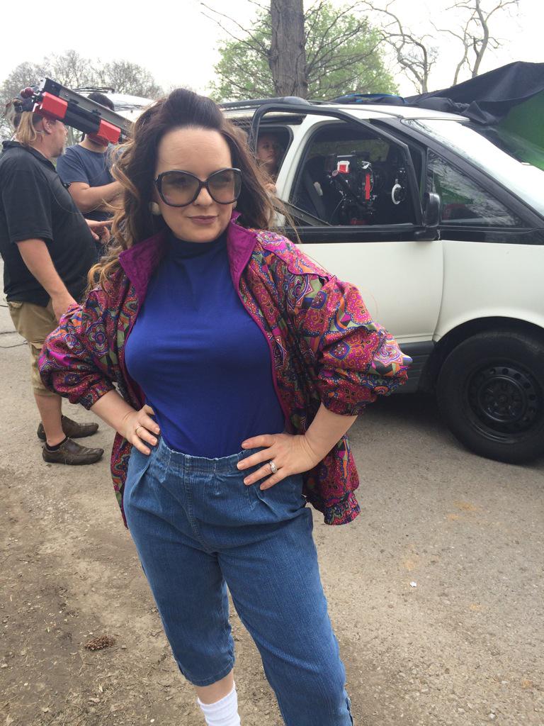 Jenna von Oy on X: Seriously rockin' the mom jeans & the minivan today on  @cecilthemovie!!  / X