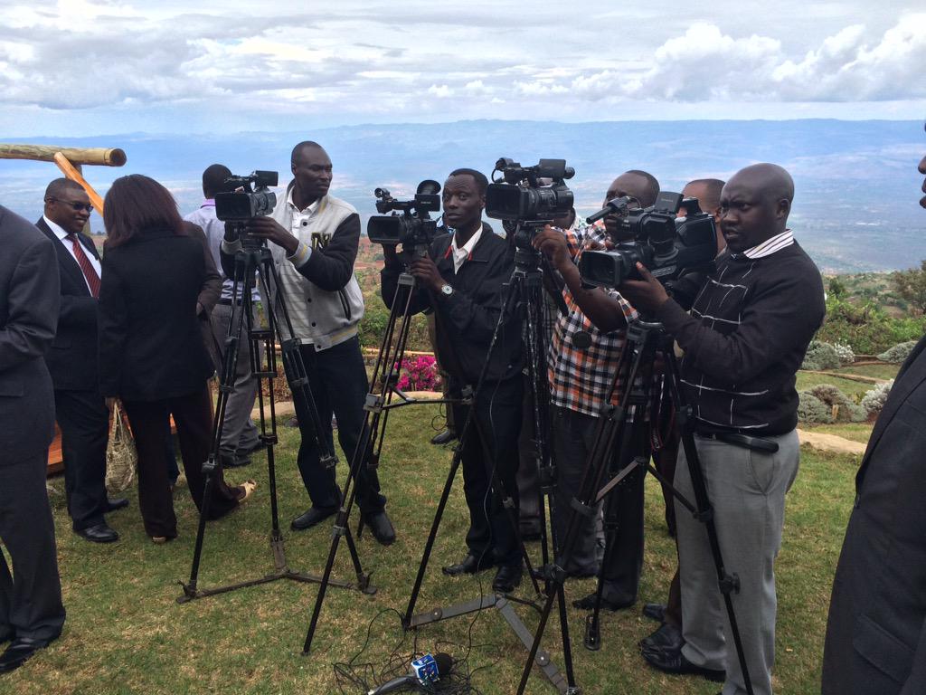 LorettaAhmed's tweet photo. Whoop whoop! #GraylingSupportsKenya http://t.co/Dv9ly7AamP proof in pic from press briefing in Iten today http://t.co/d7G7URDb1x