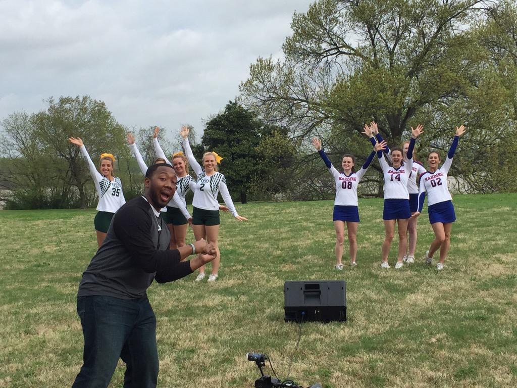 BehindtheNews_3's tweet image. We&apos;re having fun with the #Briarcrest and @MHALionsLive #StuntTeams