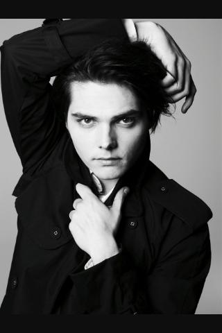 Happy Birthday Gerard Way 