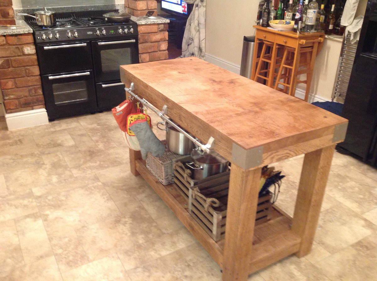 simonalton1978's tweet photo. Reclaimed rustic handmade furniture 
http://t.co/yulnisGjxk http://t.co/4H2ZFH3oFZ