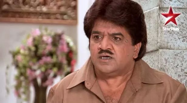 PKDHOfficial's tweet photo. Shanky shares his suspicion with Nana and Pankhuri about Latika. #PKDHRevisited #Epi89 http://t.co/lRGQYJUREN