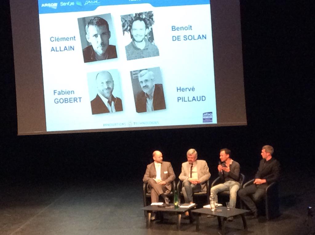 kissot16's tweet photo. #arsoe technologie et innovation : table ronde sur les objets connectés en élevage avec @Herve_Pillaud http://t.co/RDIv87sucK