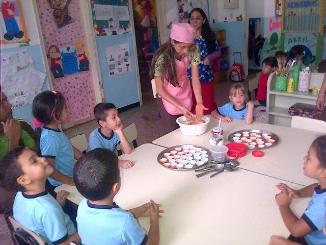 DeliaMagalyMeza's tweet photo. Articulando el PAE y el Proyecto d aula @apoyoeduGBTDE @CulturaPotencia @todasconvielma CEI La Corderña http://t.co/5CP1C8K2pm