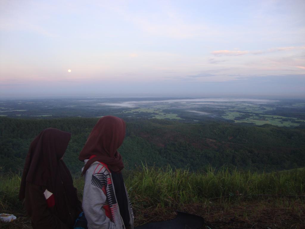 Vendya_Karsa's tweet photo. #gunungtiti http://t.co/Id95hyx1Ok