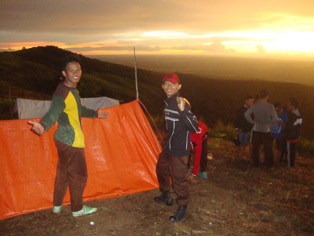 Vendya_Karsa's tweet photo. #gunungtiti http://t.co/ILXw4Znp6q