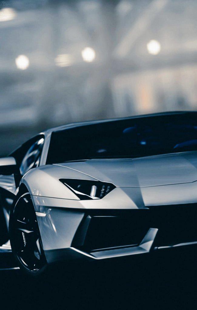 GsCaner54's tweet photo. Bestes Auto (Aventador) : Schreib unten auf die Kommentare welches Auto Eure Favorit ist mit #bestesauto http://t.co/vMqkz60OQb