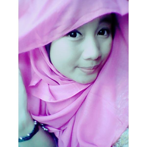 Noviadenta_'s tweet photo. Cantekk ya kalo berhijab ;;) http://t.co/HJElzjKuSd