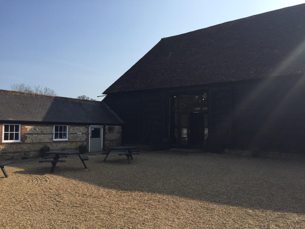 pigonastick2012's tweet photo. @MichelhamPriory beautiful day over here. Sorting details for this years season.Sounds like next year will be busy!! http://t.co/2uX9menjtV