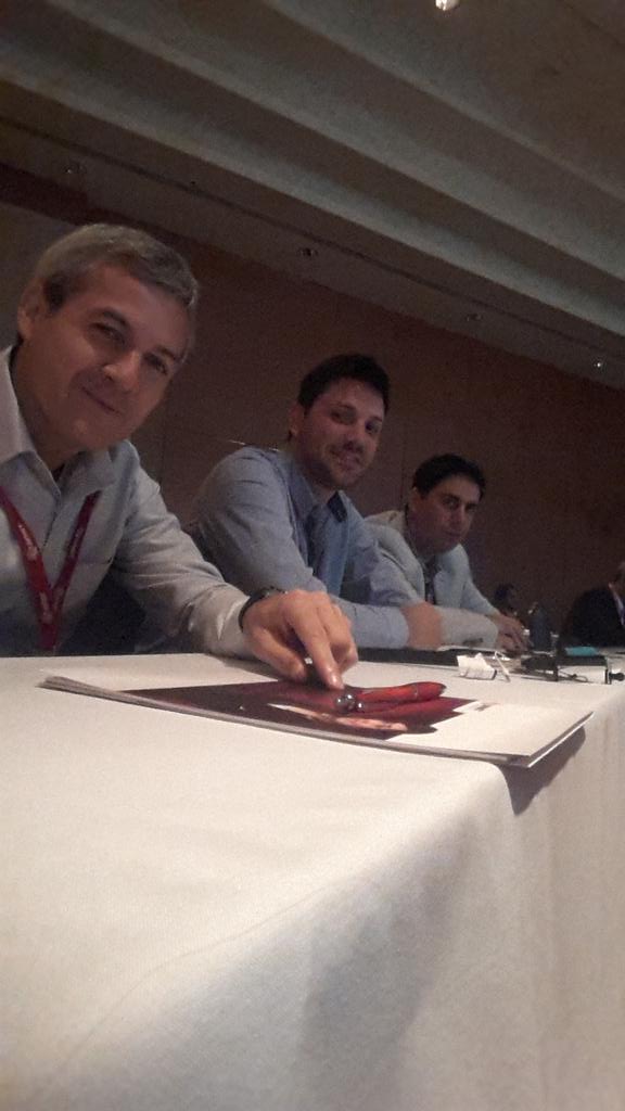 claudio_fer2014's tweet photo. #PartnerSummit15 escuchando la charla de cisco !!! http://t.co/dagOD0v9tE