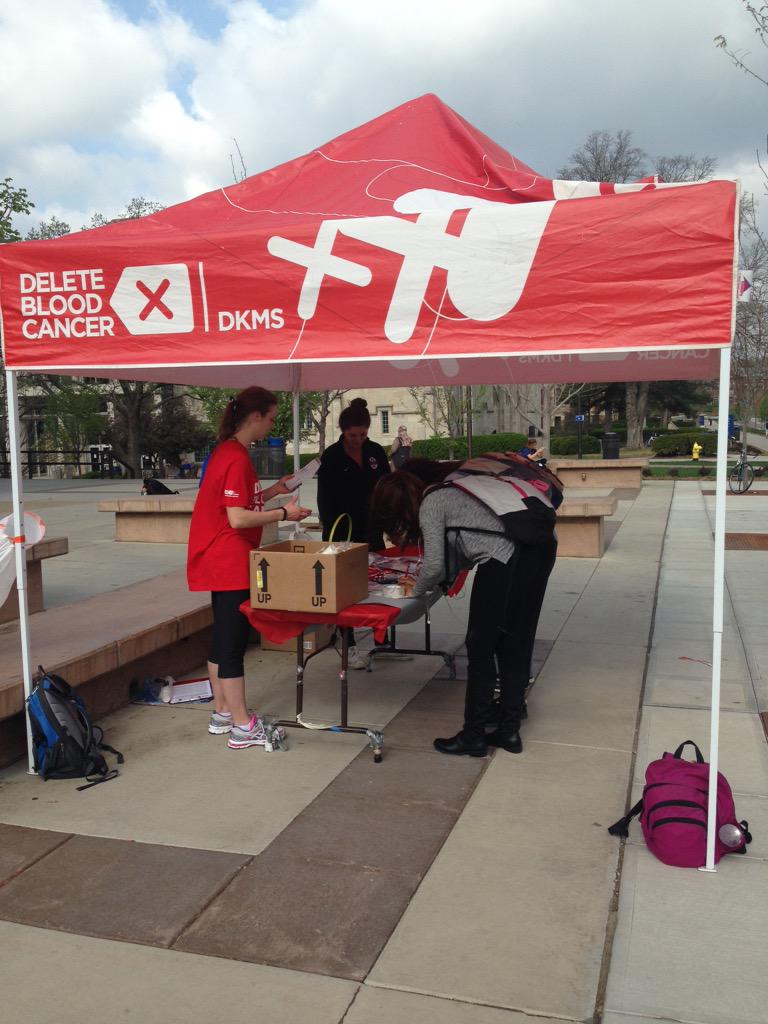 KU_STAC's tweet photo. 10 minutes in and we've already got three people registered! Stop by and #getswabbed http://t.co/C88xX0fLwv