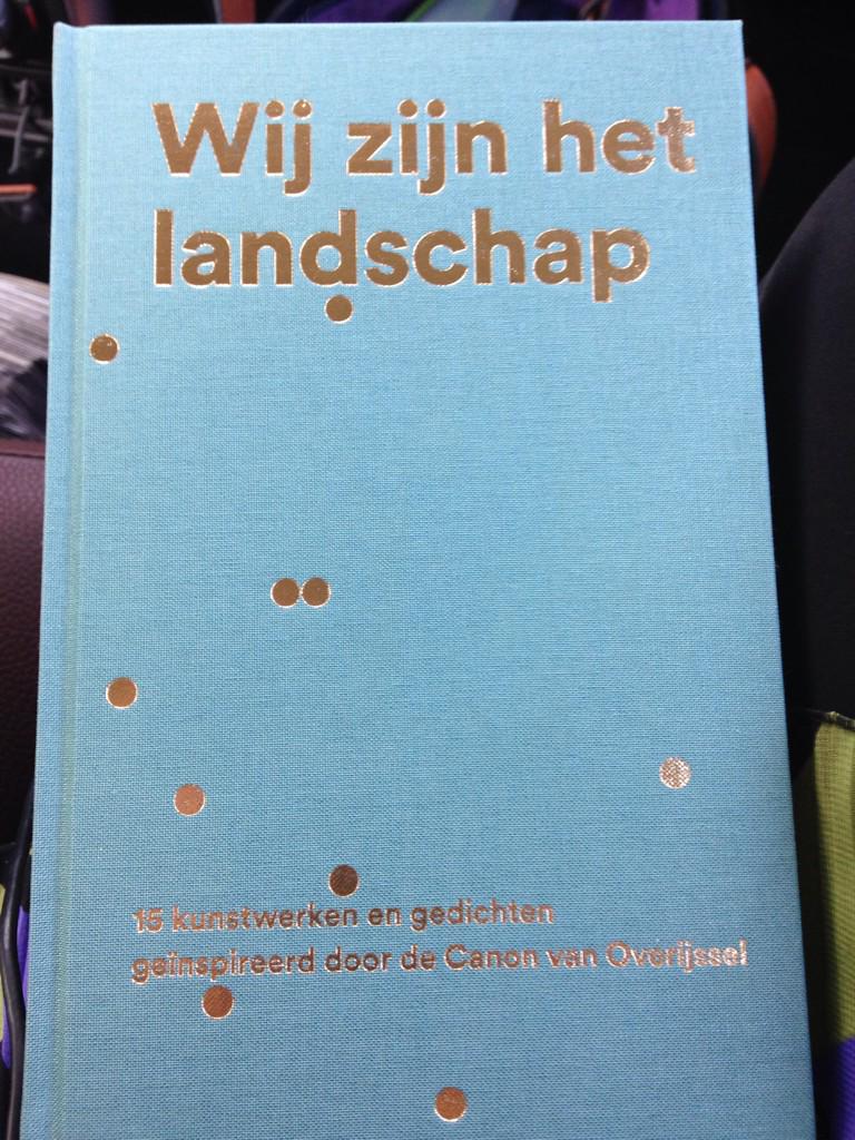 hestermaij's tweet photo. Zojuist expositie geopend en boek in ontvangst genomen van 15 kunstwerken en gedichten Canon v Overijssel #kunstenlab http://t.co/YXH5ItrwK5