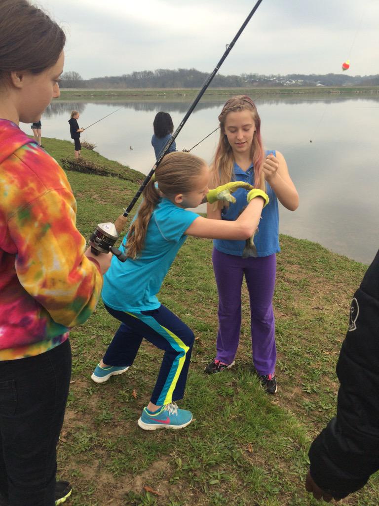 musicfarris's tweet image. My favorite field trip! Outdoor Ed day! #fishfish #southschool @gthompson2015 @cmassmanmarvels