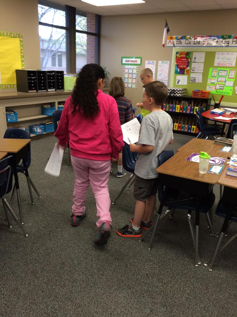 BurgoonCourtney's tweet image. Mix Freeze Groups.  #CISDTopChef