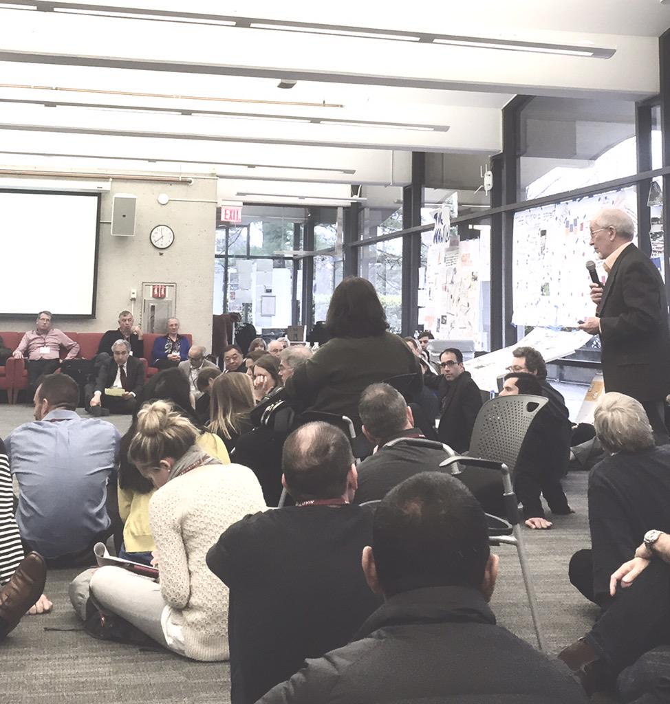 katemraw's tweet photo. no rigor without passion/no rigor without engagement - learning as a dynamic process & sacred space #ppeleft http://t.co/lmI7pzDDtT