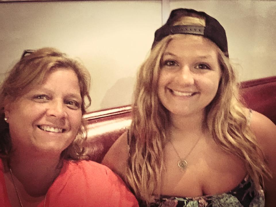 barbvecore's tweet image. Love this kid of mine!! @abbyvecore5 ❤️☀️❤️#springbreak15