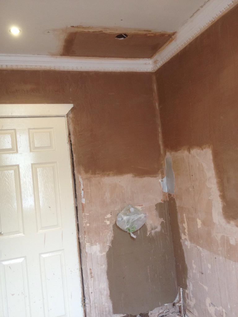 redlinedevelop1's tweet photo. #Bathroom rip out, plastered, new covings, and re-arranged To accommodate large shower unit.

http://t.co/gf9OeH0CKa http://t.co/53Fw7Eij6S
