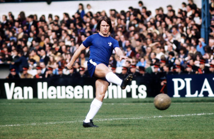 Happy birthday to Chelsea legend David Webb! 