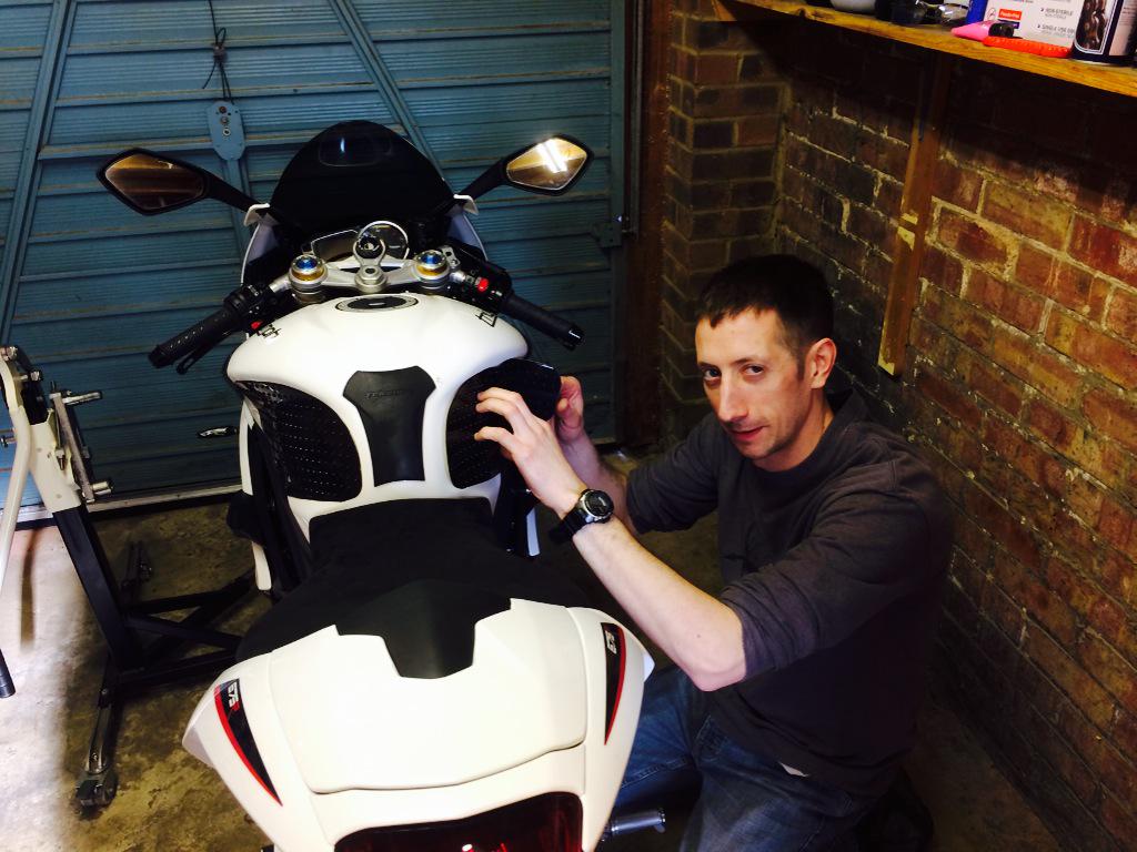 Tweeklet's tweet image. Funniest moment ever! @BadSmatitude #stompgrip #OCD tried telling him they didn't have to match exactly...