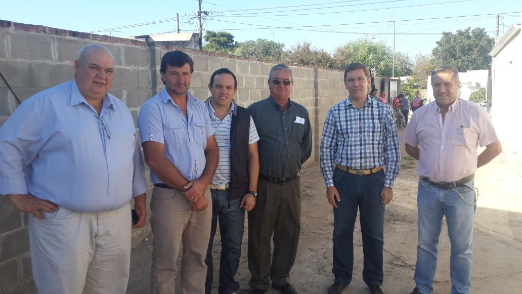 RodrigoBorla's tweet photo. Hoy en radio 97.7 con #TitoTion, #JoseNoseda, #JoseFaletto, #ClaudioArdisana y #MarioTruchet candidatos F.P.C.y S. !! http://t.co/uUgBHBPwsH