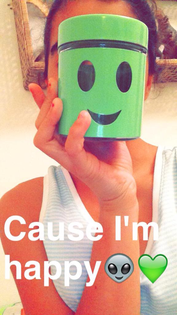 x_crazyvibes_x's tweet image. Clap along if you feel like your happy too, cause I&apos;m happy, happy, happy, happpppyyyyyy