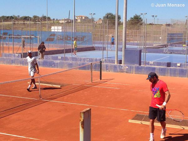atptour's tweet photo. Even the King of Clay, @RafaelNadal, has to get his hands dirty some days. Learn More: http://t.co/ucwL1Zh7tC http://t.co/qXeJwWT5o1