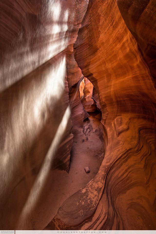 DStrattonPhoto's tweet image. May there be light in dark places that guide you along your journey. I captured this deep in a slot canyon