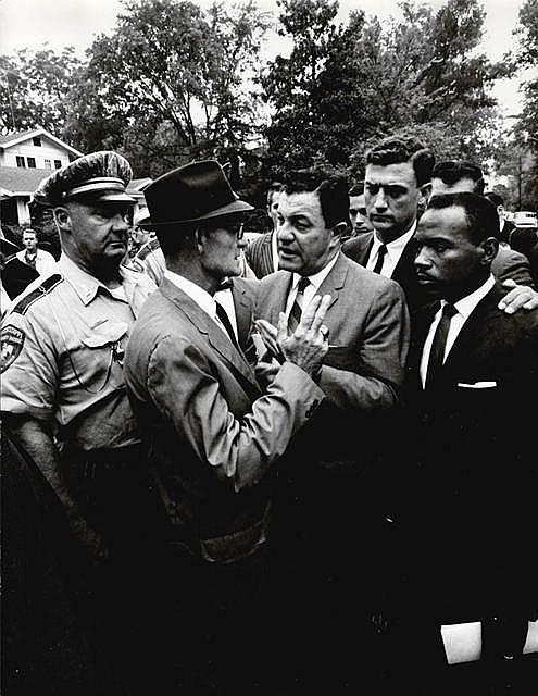 americansuburbx's tweet photo. #FlipSchulke #Alabama #CivilRights #Racism ON #ASX
#photography #segregation http://t.co/qSAVBPo5xP