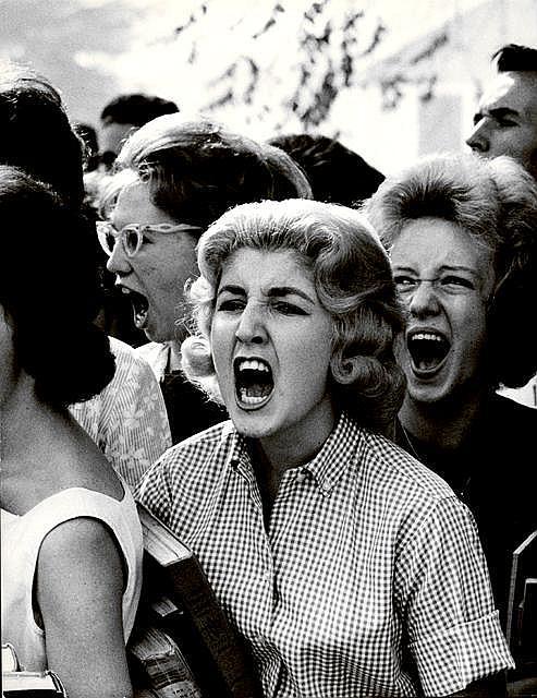 americansuburbx's tweet photo. #FlipSchulke #Alabama #CivilRights #Racism ON #ASX
#photography #segregation http://t.co/qSAVBPo5xP