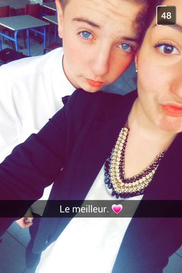 valou999's tweet photo. La meilleure #a_date @claragrnt http://t.co/KDyy5MIYXu