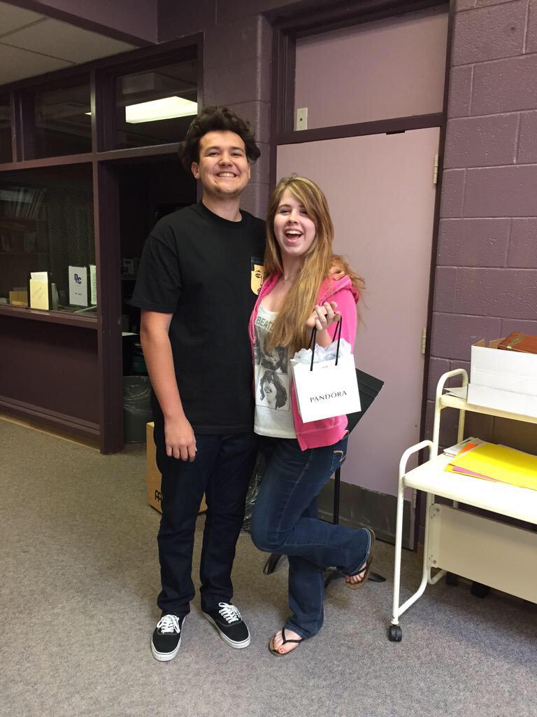 DC Promposals tweet media