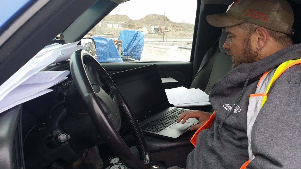 joebailey2424's tweet photo. @Lakeridgecon
#BootsDeepIn
The mobile office!!!!! http://t.co/cyEIo4QmpL