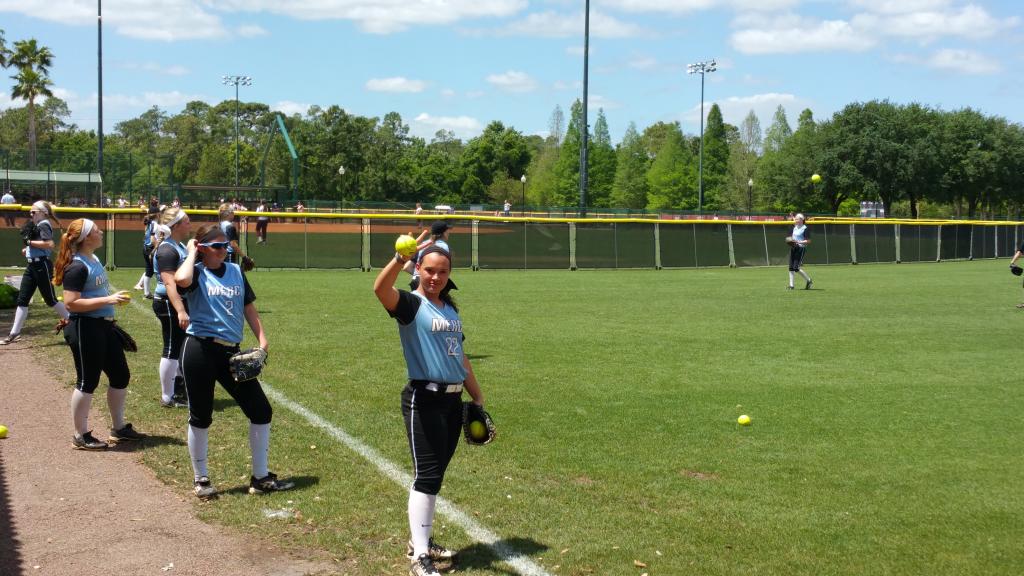 mercysoftball15's tweet photo. Jordan warming up http://t.co/3OInV0J96V