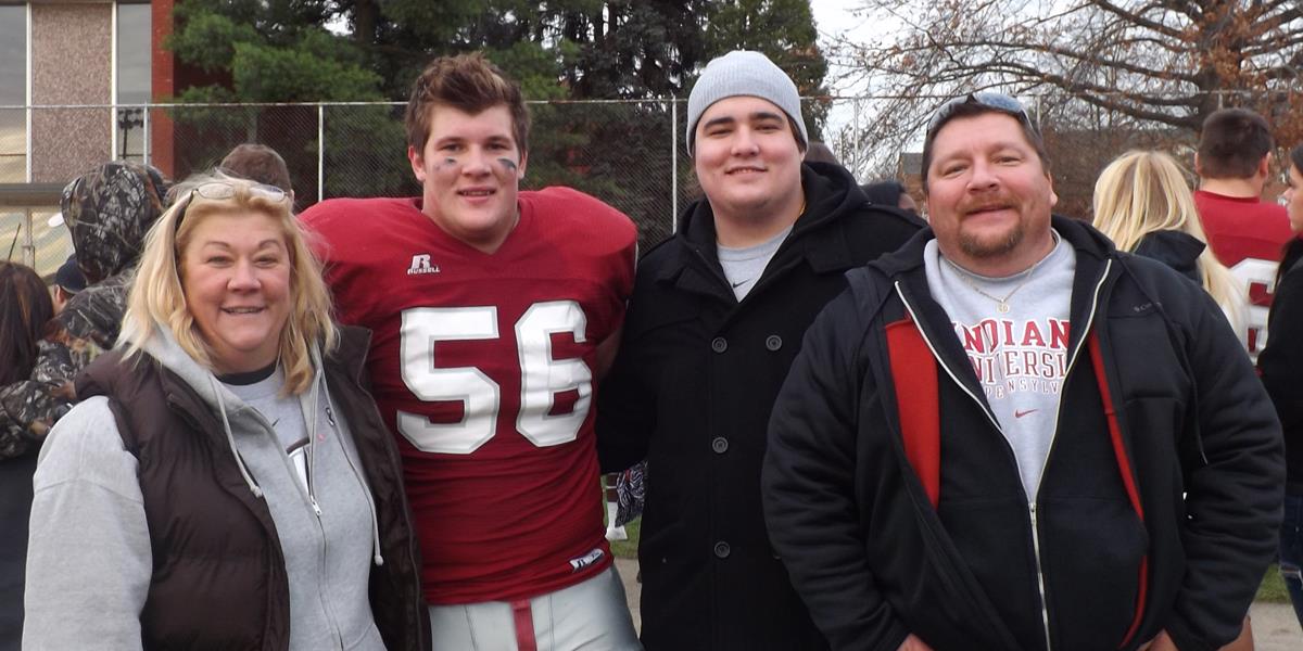 CP_Rewards's tweet image. This family used their free night to see the game in person. Learn how you can do the same: chh411.com/1DoCvoW