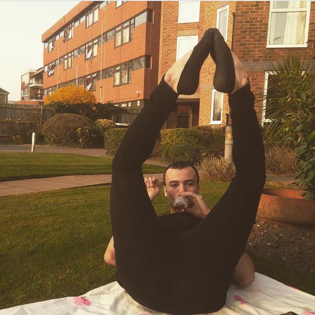 fxckrob_'s tweet image. #possed