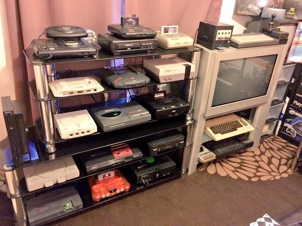 Retr0m0rt's tweet photo. #GYLRetro http://t.co/75Scf9xhKc