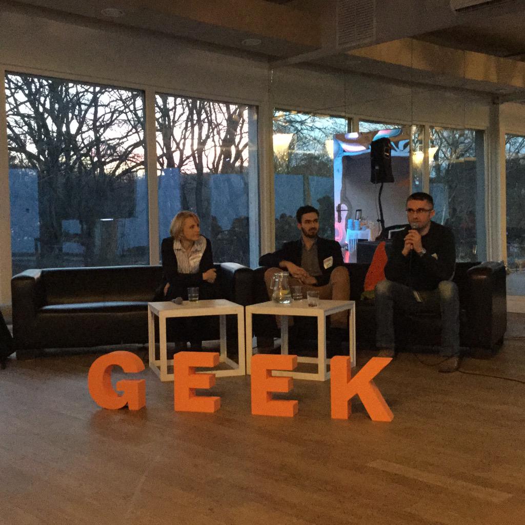 CultArts's tweet photo. #goCarrots #goIntel w @ZatokaSztuki : "Kobiety są ważną częścią zespołów i chcemy ten cel stałe rozwijać" @intel http://t.co/Ufj4XxUQvG