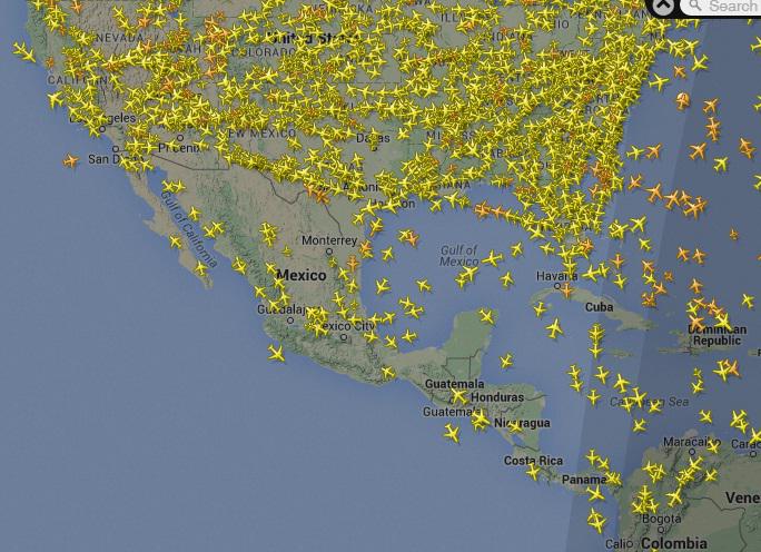 telebunker_'s tweet photo. Avión d @BarackObama viene con calma hacia #Panama por sobrevolando el Mar Caribe @Traficologo #vieneelman @CriticaPa http://t.co/fm6hG5CQJ9