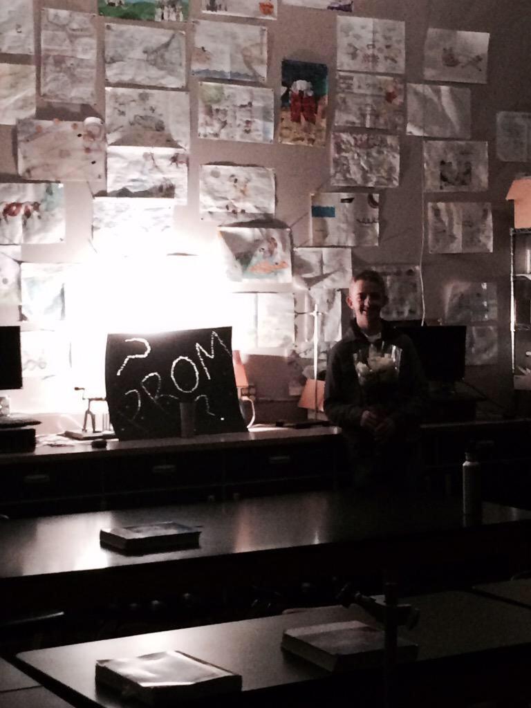 DC Promposals tweet media