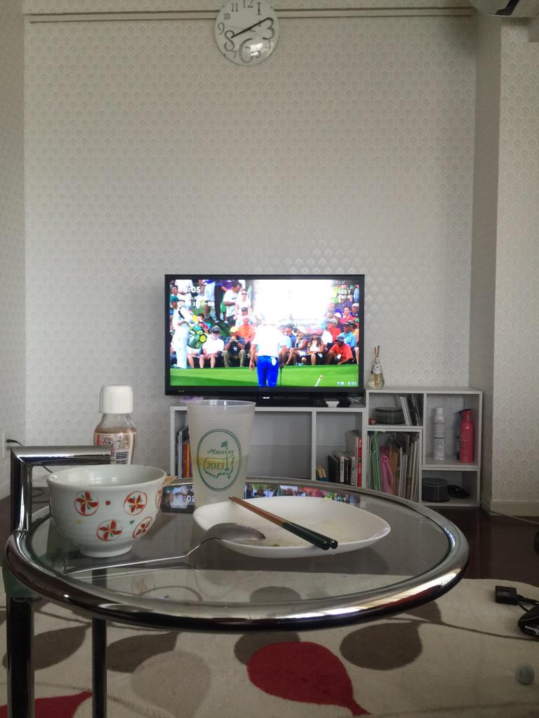 iamrisaiwachika's tweet image. Can't leave TV😗 @TheMasters #mastersmorning #MastersProblems