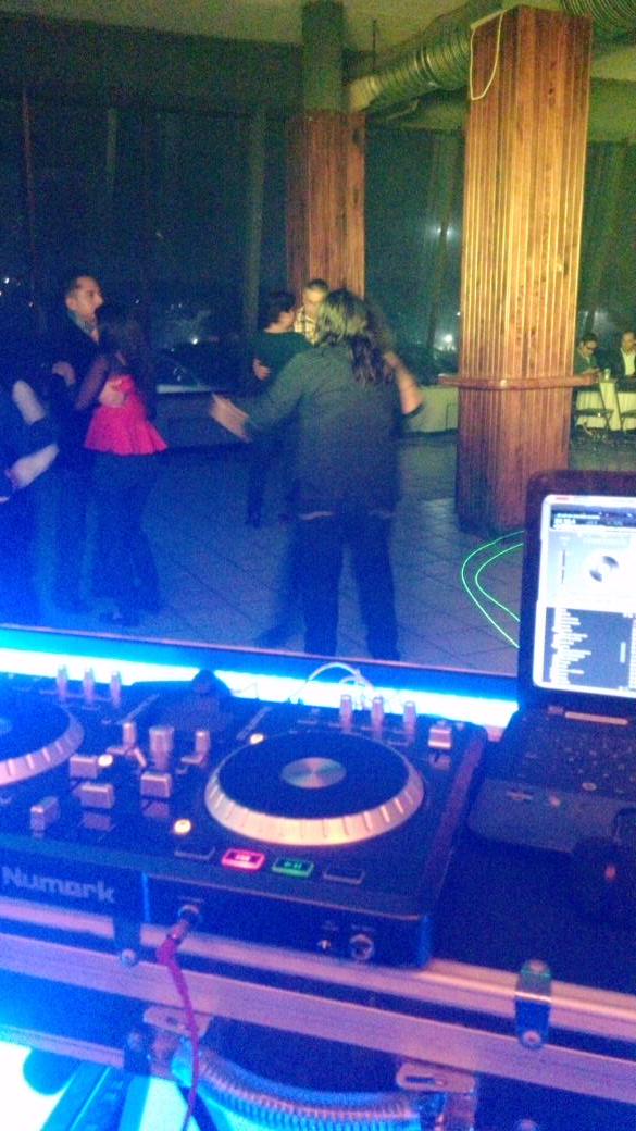 EddDaddy's tweet image. Dj daddy mty para todo tipo de eventos en toda el areas de monterrey tu mejor opción 8111663842 llama sin compromiso!