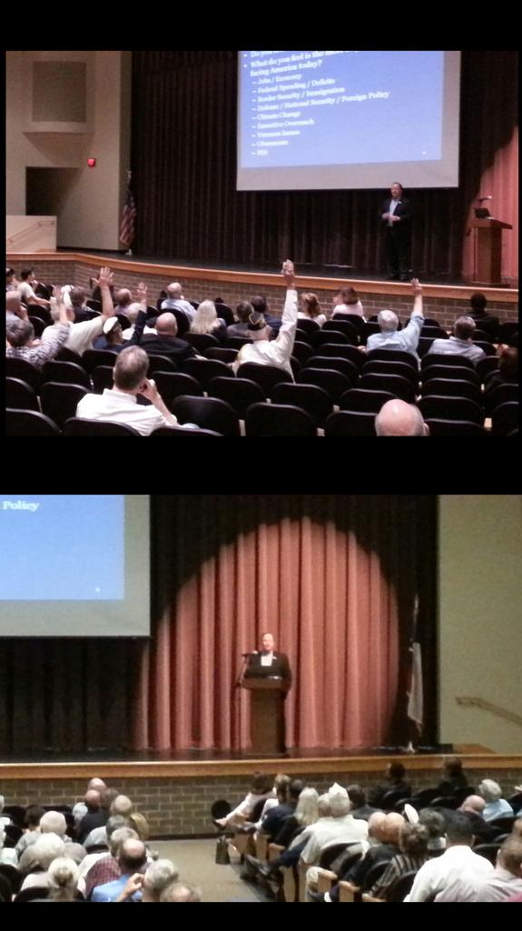 SimplisticSimon's tweet image. .@RepBillFlores in the district speaking w/ his bosses... The People. #townhall  #accountable #TellingTruth #tcot