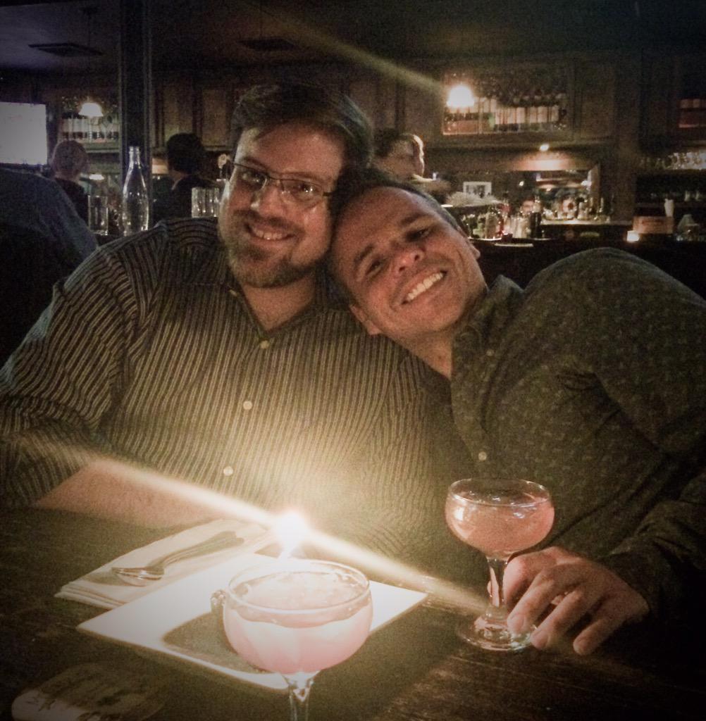 FiDiBrian's tweet photo. @stonesttavern thanks for helping us celebrate this week #FiDi #Bernesto @BrErAl http://t.co/MKxppeickx